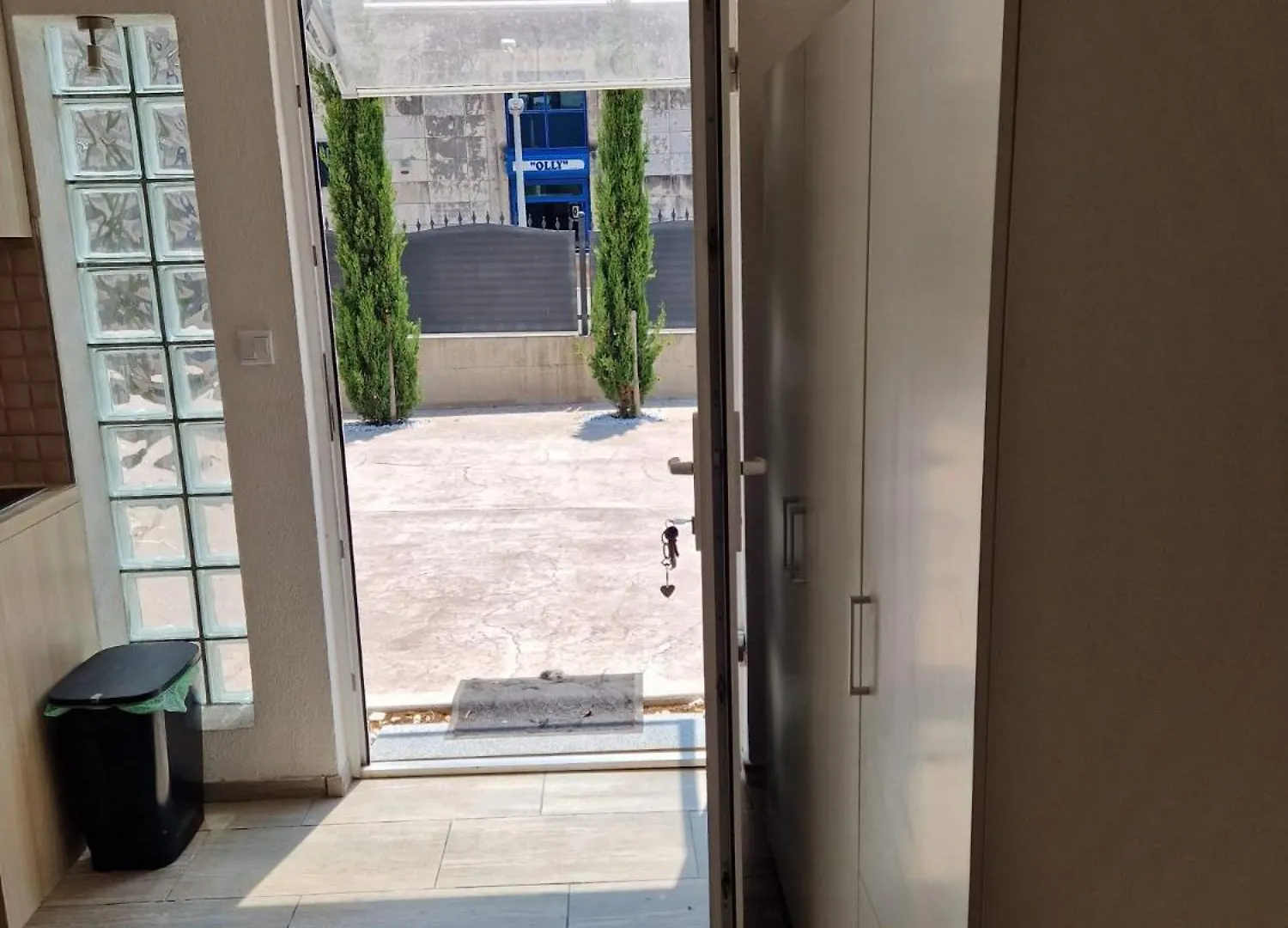 Studio Trstenik With Private Parking Space Split