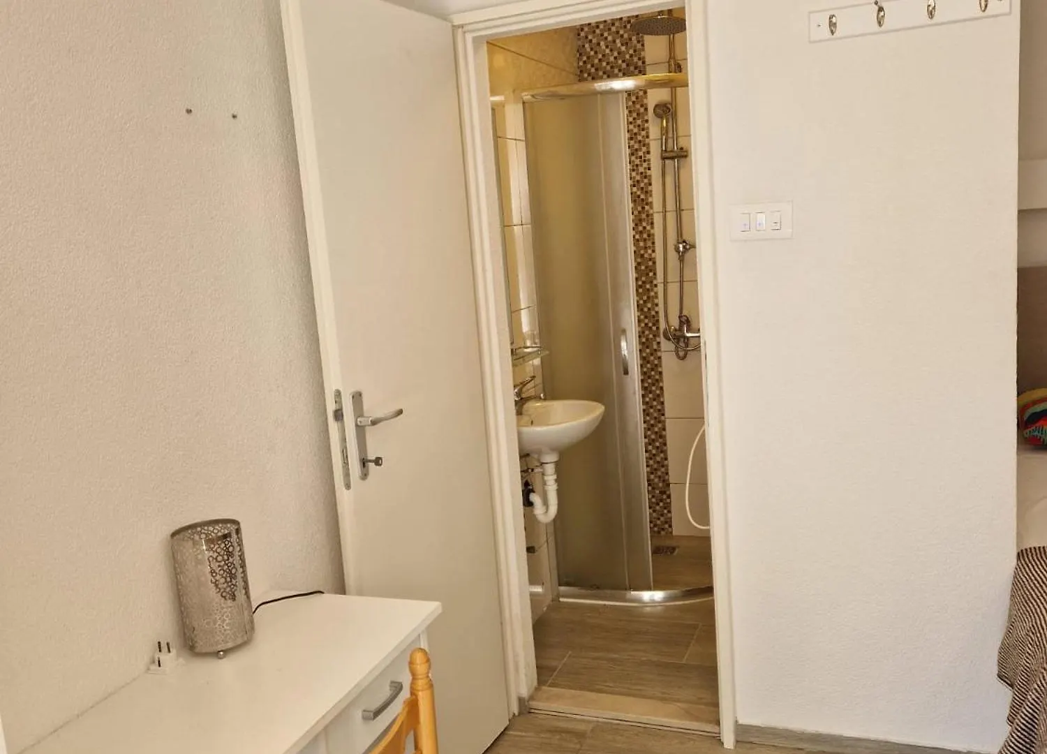 Studio Trstenik With Private Parking Space Split 0*,
