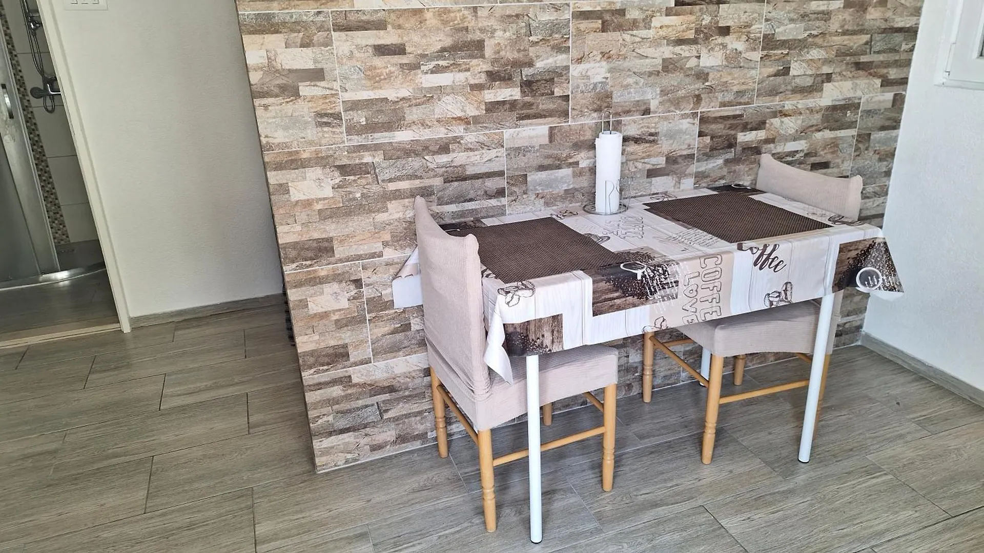 Studio Trstenik With Private Parking Space سبليت 0*,