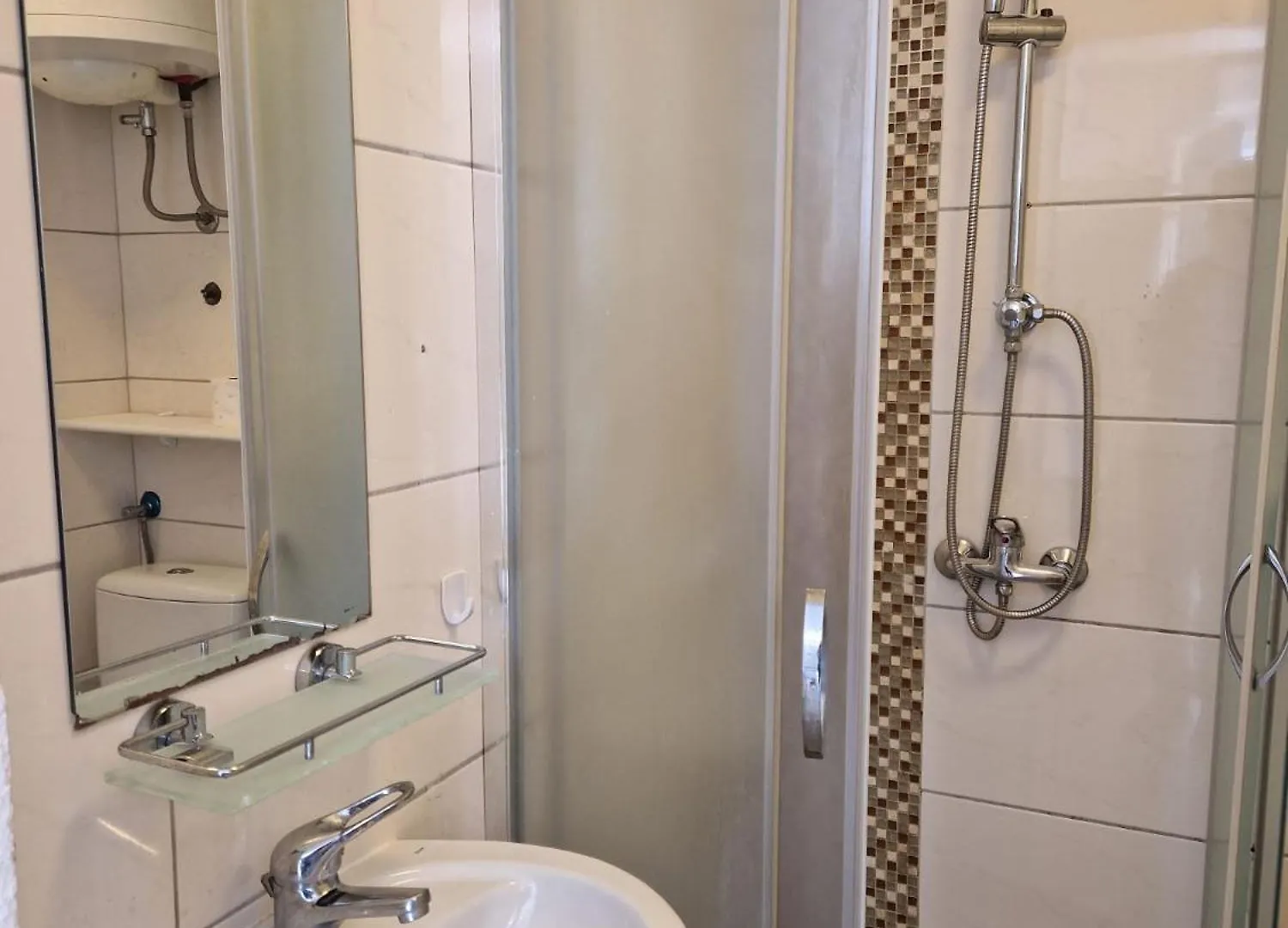 Studio Trstenik With Private Parking Space سبليت